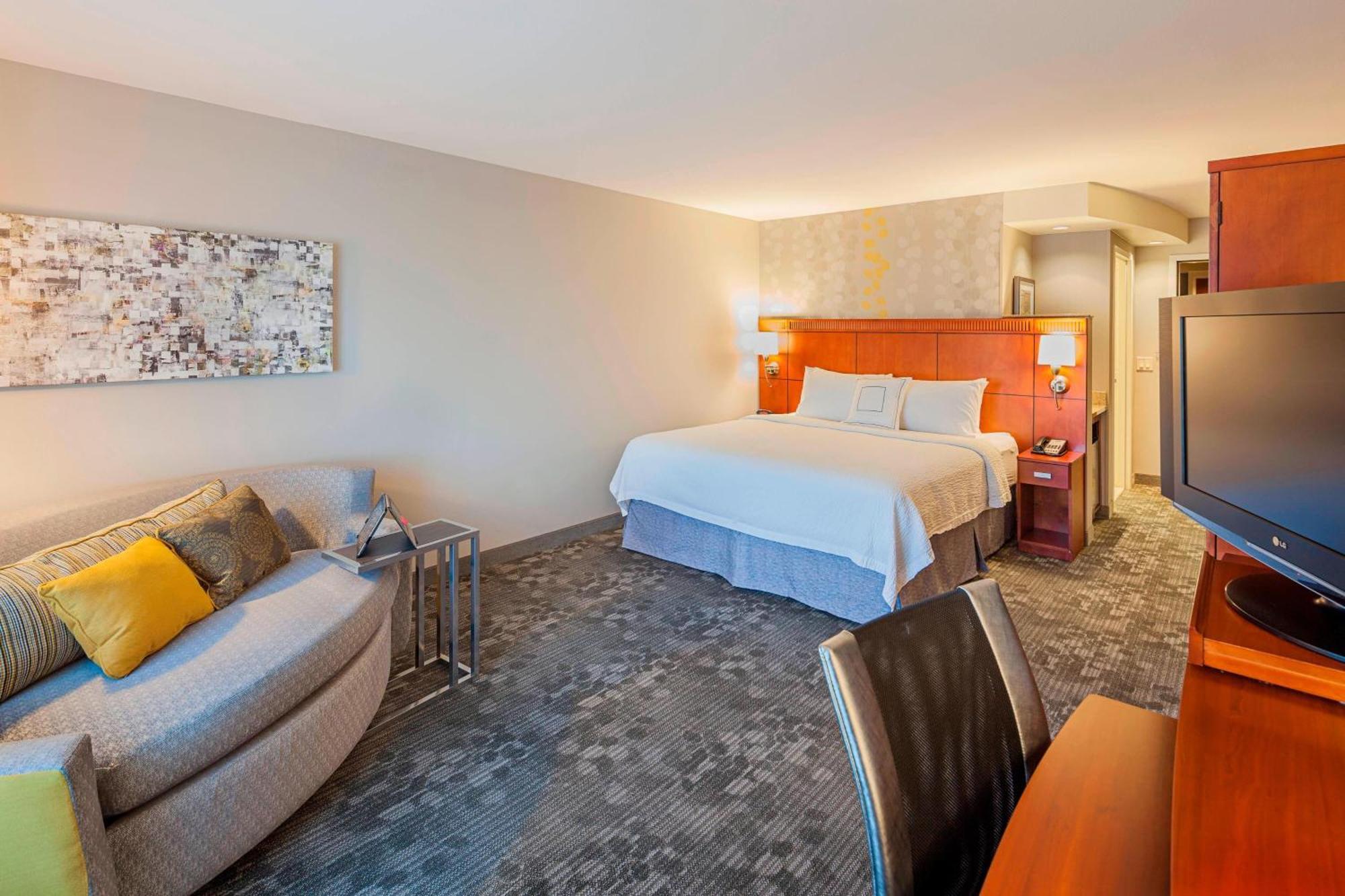 Courtyard By Marriott Madison West / Middleton Hotel Eksteriør billede