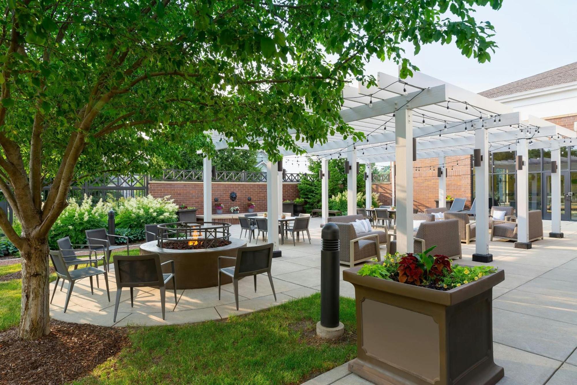 Courtyard By Marriott Madison West / Middleton Hotel Eksteriør billede
