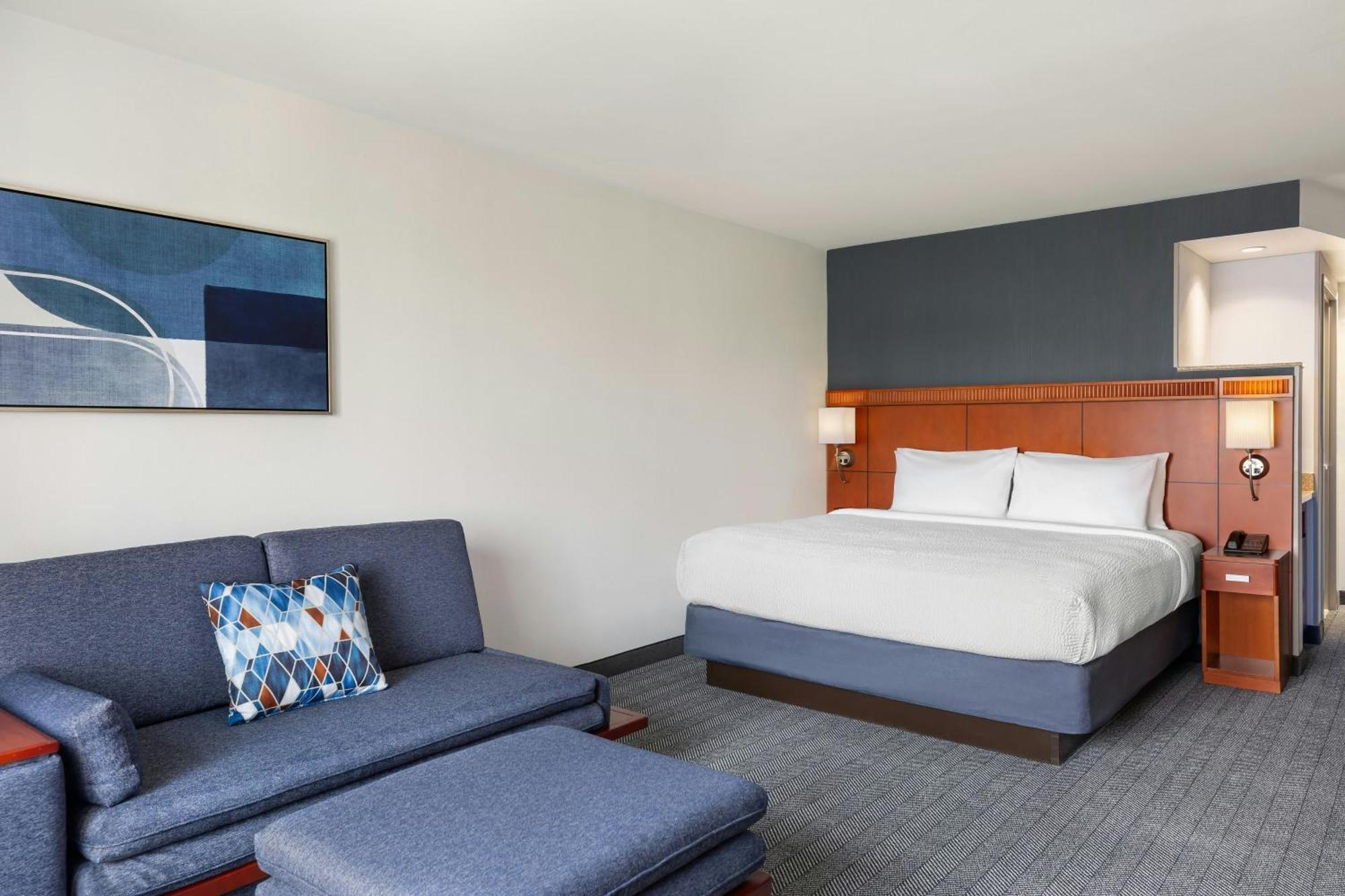 Courtyard By Marriott Madison West / Middleton Hotel Eksteriør billede
